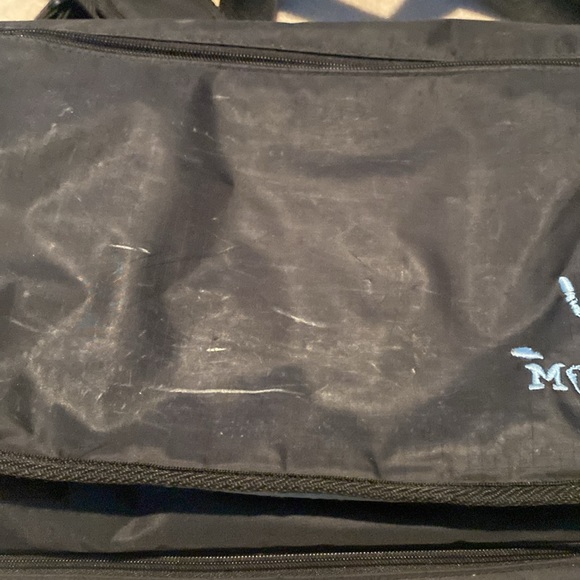 Mudd Vintage Messenger Bag. well-loved - Picture 3 of 12